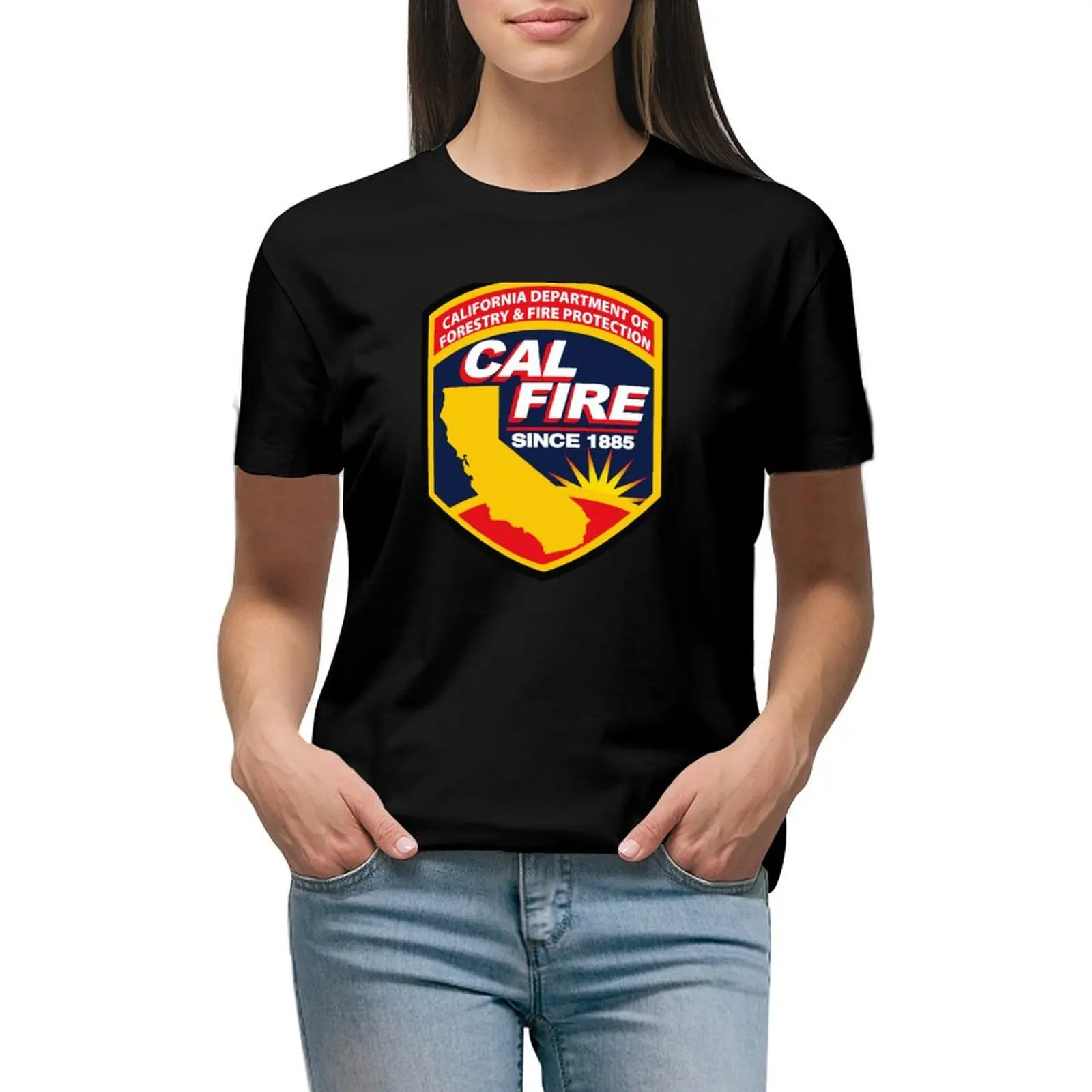 CAL FIRE CALIFORNIA T-shirt aesthetic clothes graphics tshirts for Women 
CAL FIRE CALIFORNIA T-shirt aesthetic clothes graphics tshirts for Women