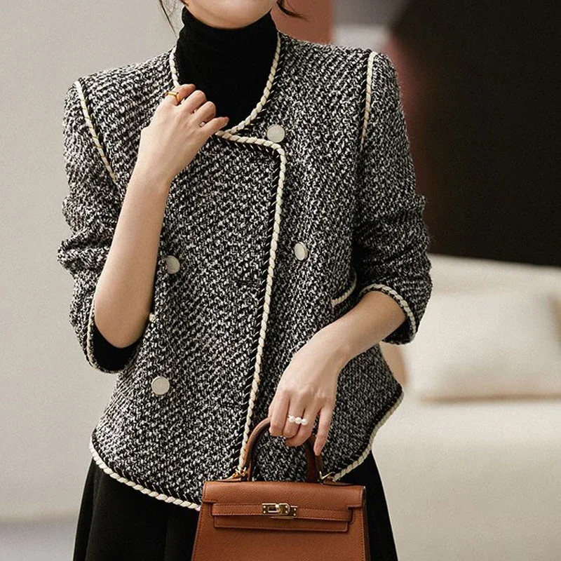 Sandro Rivers Wool blended small fragrant coat Women's thin tweed double-breasted short jacket in autumn Long sleeved Top coat
Sandro Rivers Wool blended small fragrant coat Women's thin tweed double-breasted short jacket in autumn Long sleeved Top coat