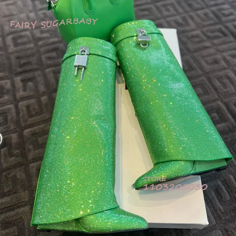Green Crystal Jewelry Folding Boots Women Luxury Lock Flat Rose Red Brand Knee Booties Bling Glitter Elegant Shoe Spring Catwalk
Green Crystal Jewelry Folding Boots Women Luxury Lock Flat Rose Red Brand Knee Booties Bling Glitter Elegant Shoe Spring Catwalk