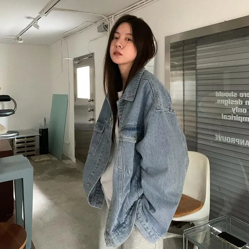 Winter Fashion Blue Denim Coat for Women Jean Jacket Button Up Clothing Long Sleeve Casual Loose Outwear Clothes 2024
Winter Fashion Blue Denim Coat for Women Jean Jacket Button Up Clothing Long Sleeve Casual Loose Outwear Clothes 2024