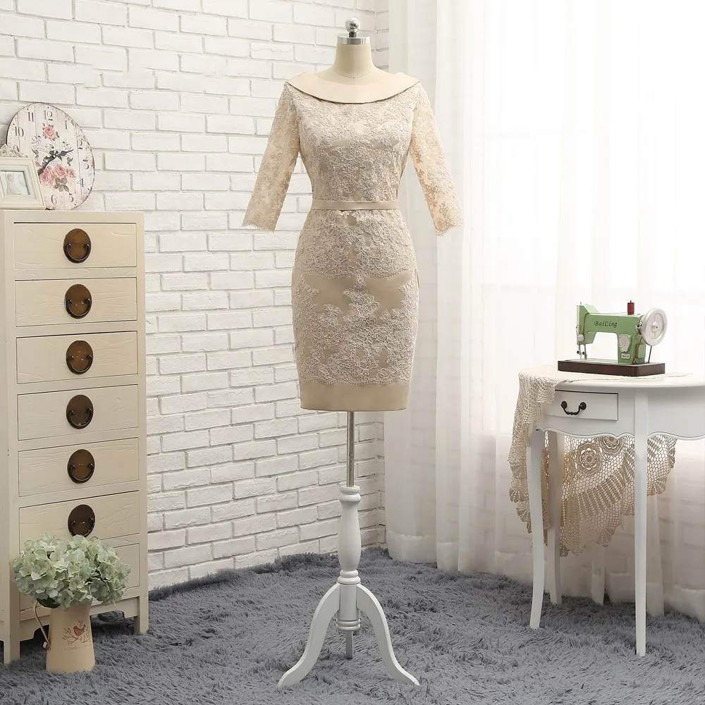 

Champagne Mother Of The Bride Dresses Sheath Long Sleeves Knee Length Appliques Plus Size Short Groom Mother Dresses For Wedding