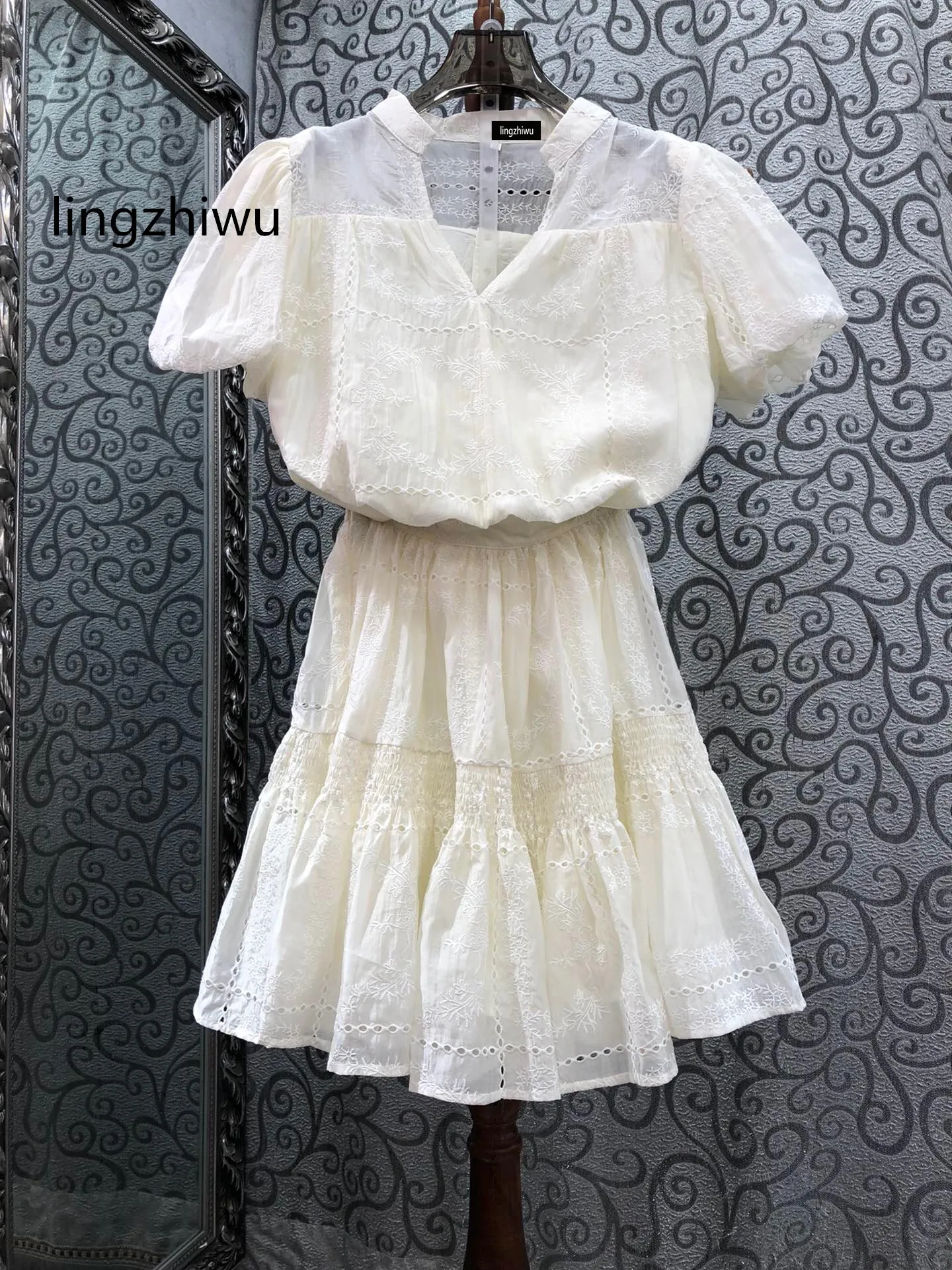 

lingzhiwu Embroidery Flower Skirt Set 2024 Summer Female V-Neck Top Elastic Waist A-Line Skirts Suit Twinset New Arrive