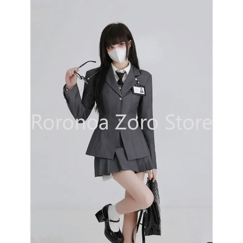 Women's Set 2023 New Single Breasted Waist Length Blazer Gray Vest Grey Pleated Skirt Academy Style Three Piece Women's Clothing
Women's Set 2023 New Single Breasted Waist Length Blazer Gray Vest Grey Pleated Skirt Academy Style Three Piece Women's Clothing