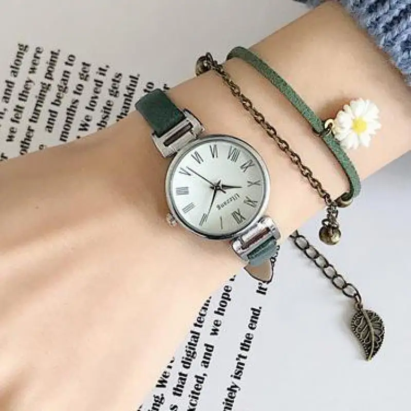 Retro Round Quartz Digtal Roma Dial Casual Wrist Watches Leather Strap Fashionable Clock for Waterproof Wristwatch for Women
Retro Round Quartz Digtal Roma Dial Casual Wrist Watches Leather Strap Fashionable Clock for Waterproof Wristwatch for Women