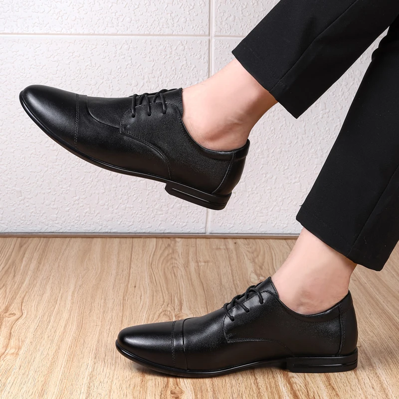 Men's Business shoes Dress High-end Formal Breathable Oxfords Men Genuine Leather Office Elegant Comfortable shoe Rubber Lace-up
Men's Business shoes Dress High-end Formal Breathable Oxfords Men Genuine Leather Office Elegant Comfortable shoe Rubber Lace-up