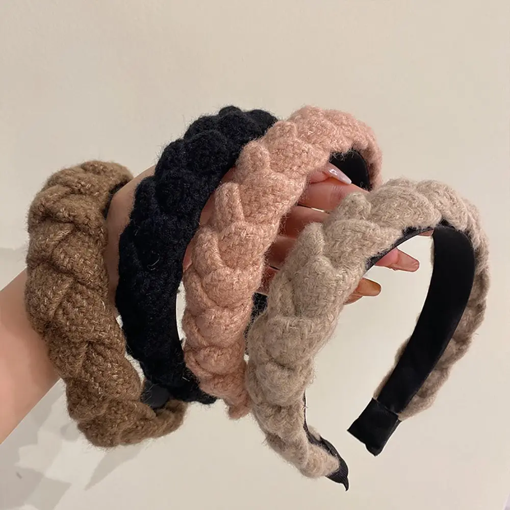 Wide Edge Solid Color Girls Female Women Hair Hoop Hair Accessories Weaving Wool Hairband Korean Style Headband
Wide Edge Solid Color Girls Female Women Hair Hoop Hair Accessories Weaving Wool Hairband Korean Style Headband