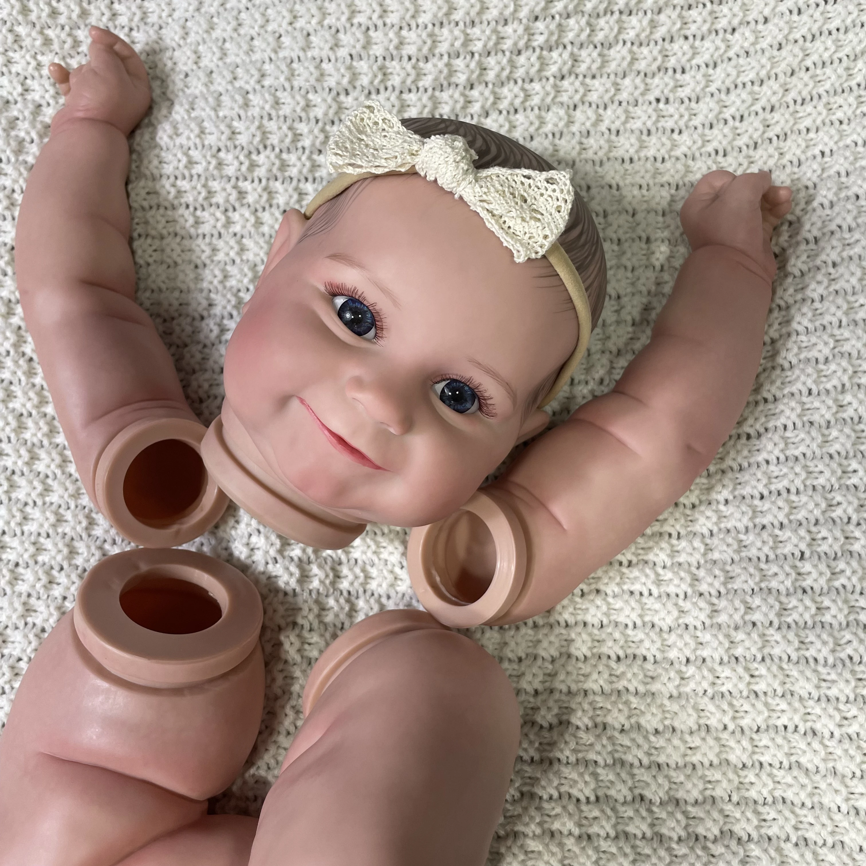 19/24Inch Already Painted Reborn Doll Kit Maddie With Cloth Body 3D Painted Skin Mold High Quality Handmade Doll Parts
19/24Inch Already Painted Reborn Doll Kit Maddie With Cloth Body 3D Painted Skin Mold High Quality Handmade Doll Parts