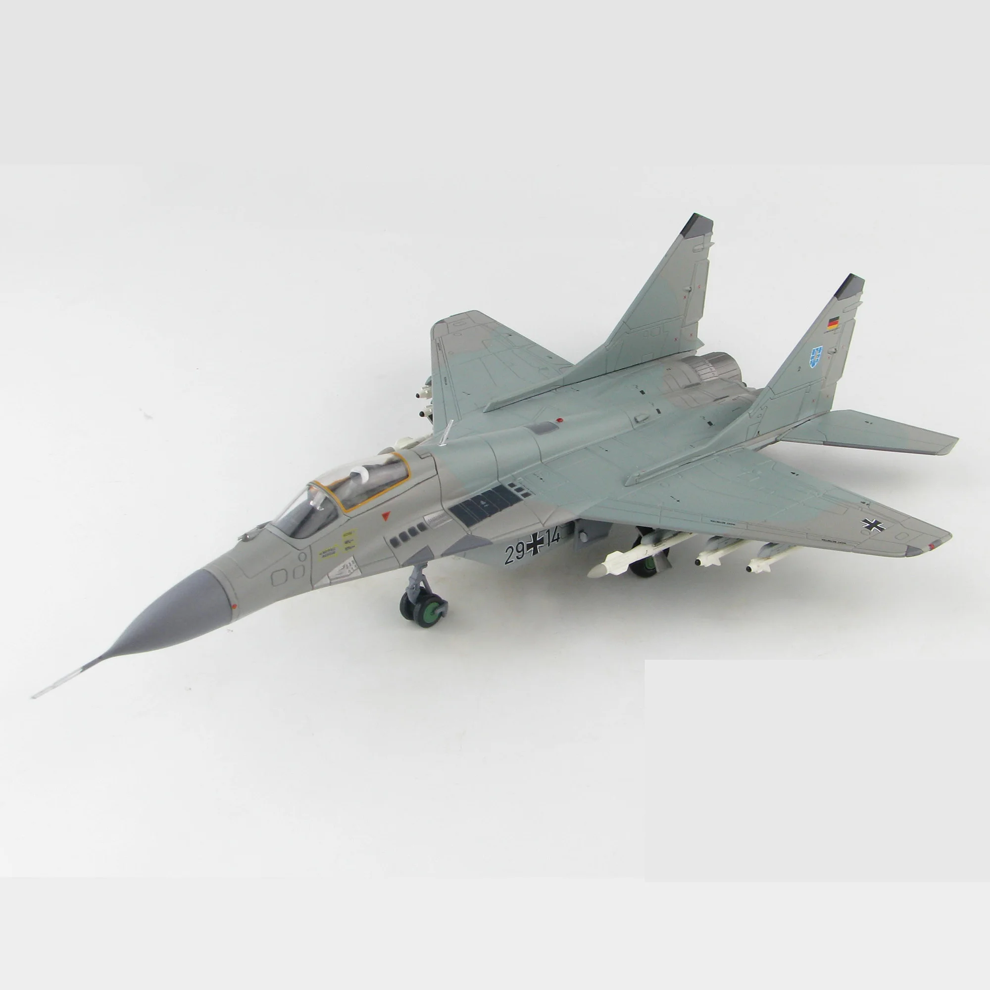 

Die cast MiG-29A fighter jet alloy plastic model 1:72 scale toy gift collection simulation display decoration for men's gifts