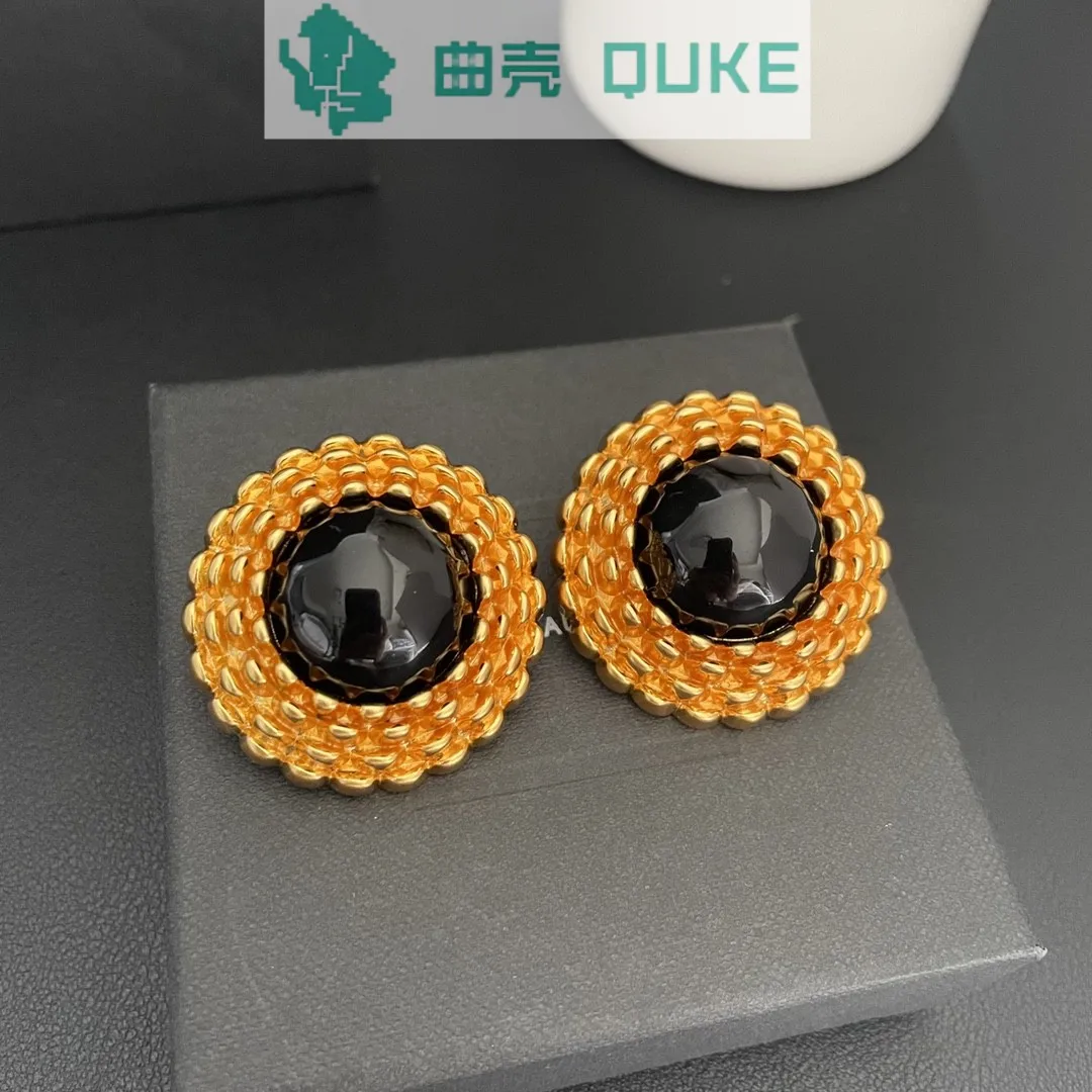 

European and American retro heavy industry black gold mist surface gold ear clip women's high-end texture exaggerated fashion