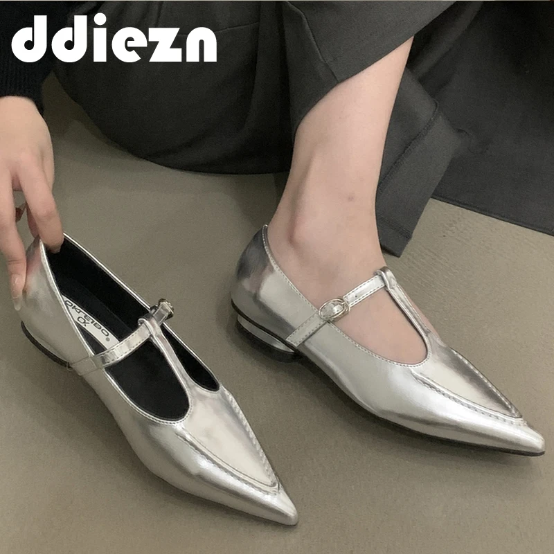 

Flats With Women Lolita Shoes 2024 New Korean Style Casual Female Shallow Footwear Fashion Pointed Toe Ladies Mary Janes Shoes