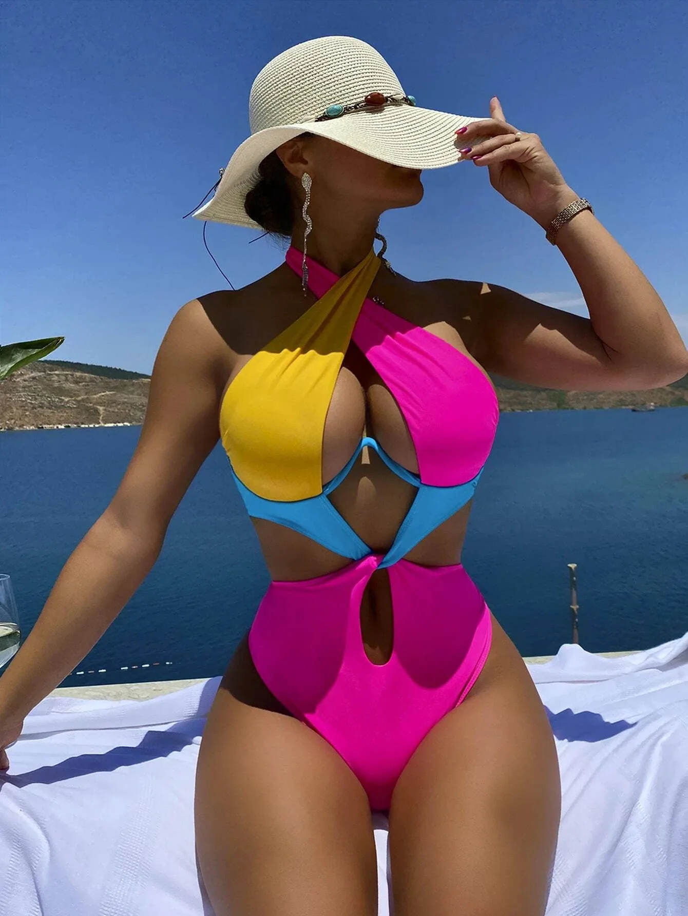 

New Sexy Constrast Color Swimwear Women Halter Cross Underwire Cut Out One Piece Swimsuit Bathing Suit Hot Pink Patchwork Bikini