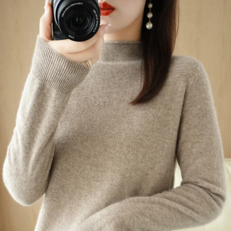 New Semi High Collar Cashmere Sweater Women's Pullover Fashion Oversize Sweater Solid Casual Sweater Women's Autumn And Winter 
New Semi High Collar Cashmere Sweater Women's Pullover Fashion Oversize Sweater Solid Casual Sweater Women's Autumn And Winter