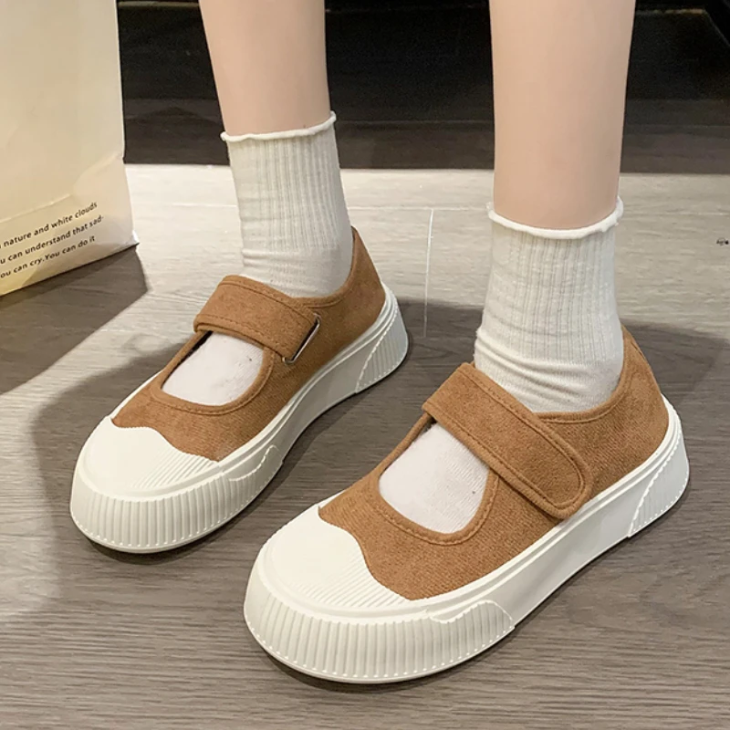 Ladies Shoes on Sale New Round Toe Women's Vulcanize Shoes Autumn Mixed Colors Shallow Shoes Female Platform Casual Sports Shoes
Ladies Shoes on Sale New Round Toe Women's Vulcanize Shoes Autumn Mixed Colors Shallow Shoes Female Platform Casual Sports Shoes
