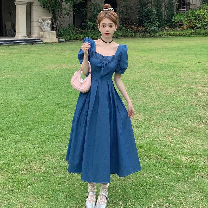2023 Dress Summer New Hong Kong Style Retro Square Neck Bubble Sleeve Denim Blue Women'S Waist free Shipping
2023 Dress Summer New Hong Kong Style Retro Square Neck Bubble Sleeve Denim Blue Women'S Waist free Shipping