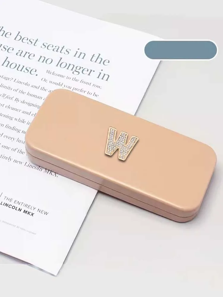 Customized Japanese-Style PU Eyewear Case: Lightweight Design Personalized Customer Name-Unique Decor Optional Letter Decor in G
Customized Japanese-Style PU Eyewear Case: Lightweight Design Personalized Customer Name-Unique Decor Optional Letter Decor in G