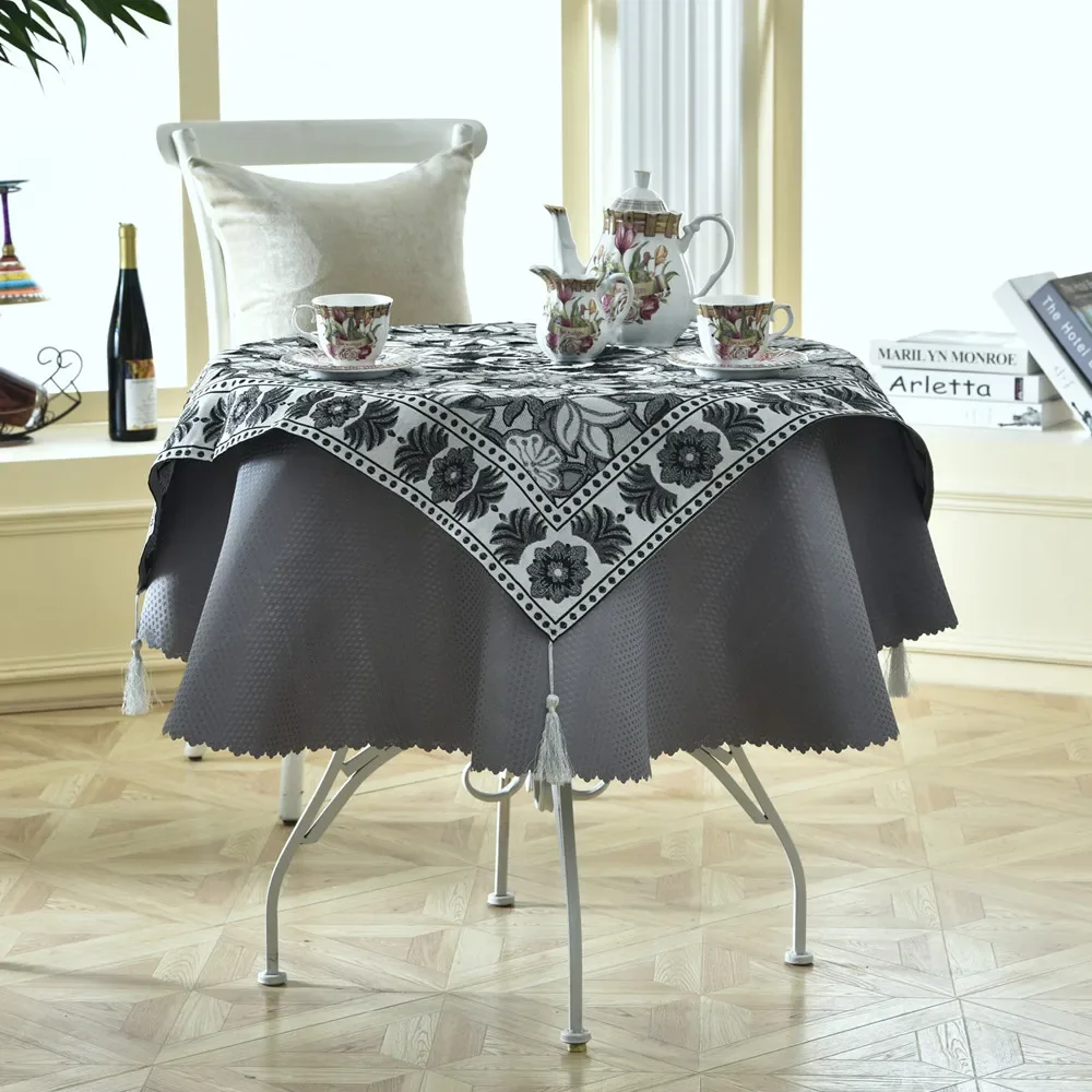 Latest 2 pcs/set Round 140cm Luxury Enbroidery Table Linens Fashion Elegant Black Sliver Cloth Table Decor Accessories
Latest 2 pcs/set Round 140cm Luxury Enbroidery Table Linens Fashion Elegant Black Sliver Cloth Table Decor Accessories
