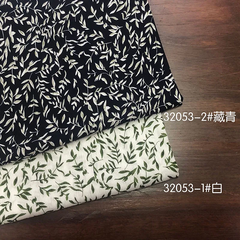 Cotton crepe printed floral , active printing and dyeing, fresh leaf pattern, women's dress, clothing fabric
Cotton crepe printed floral , active printing and dyeing, fresh leaf pattern, women's dress, clothing fabric