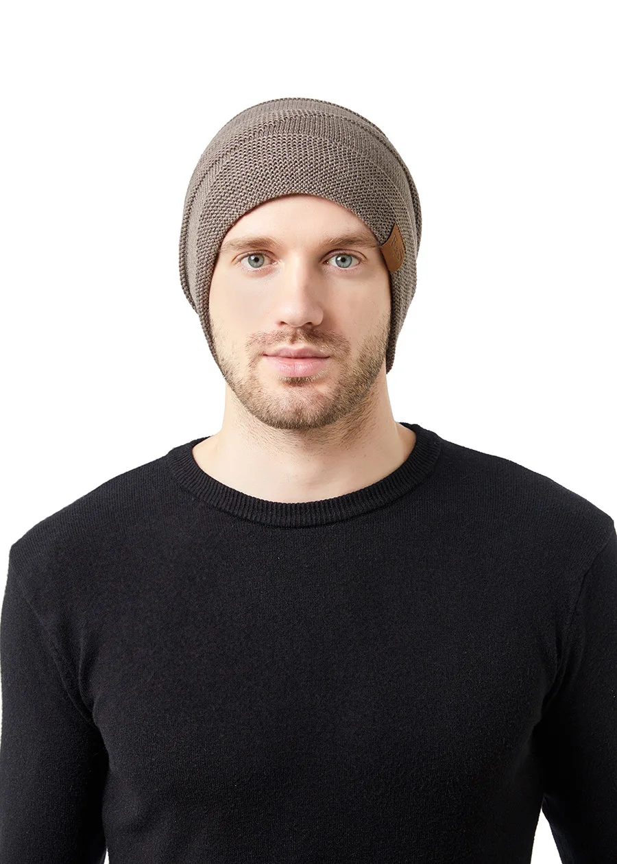 New Unisex Slouchy Winter Hats Add Fur Lined Men And Women Warm Beanie Cap Casual Label Decor Winter Knitted Hats New Unisex Slouchy Winter Hats Add Fur Lined Men And Women Warm Beanie Cap Casual Label Decor Winter Knitted Hats