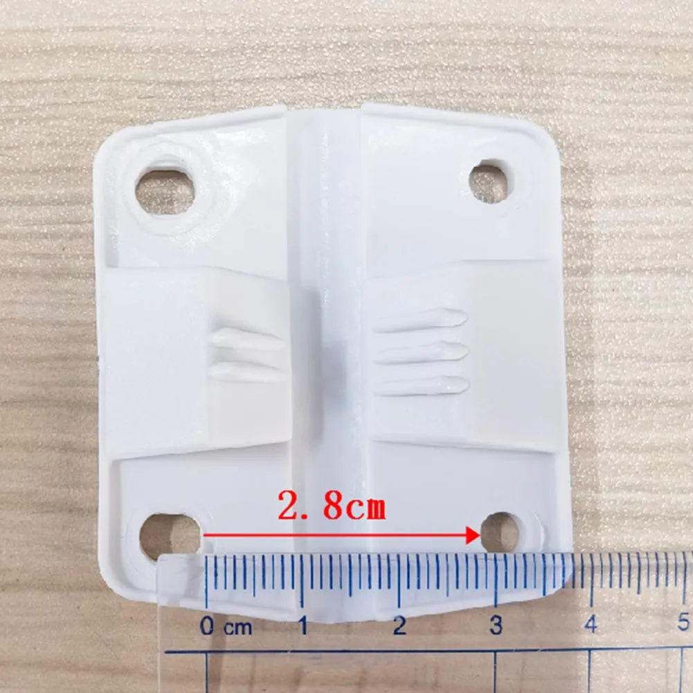 For Cooler Models 5254D 5255D Hinge Screws Hinge 1.3cm Height 3.2cm Hole Distance 4x16mm Screw Plastic Material
For Cooler Models 5254D 5255D Hinge Screws Hinge 1.3cm Height 3.2cm Hole Distance 4x16mm Screw Plastic Material