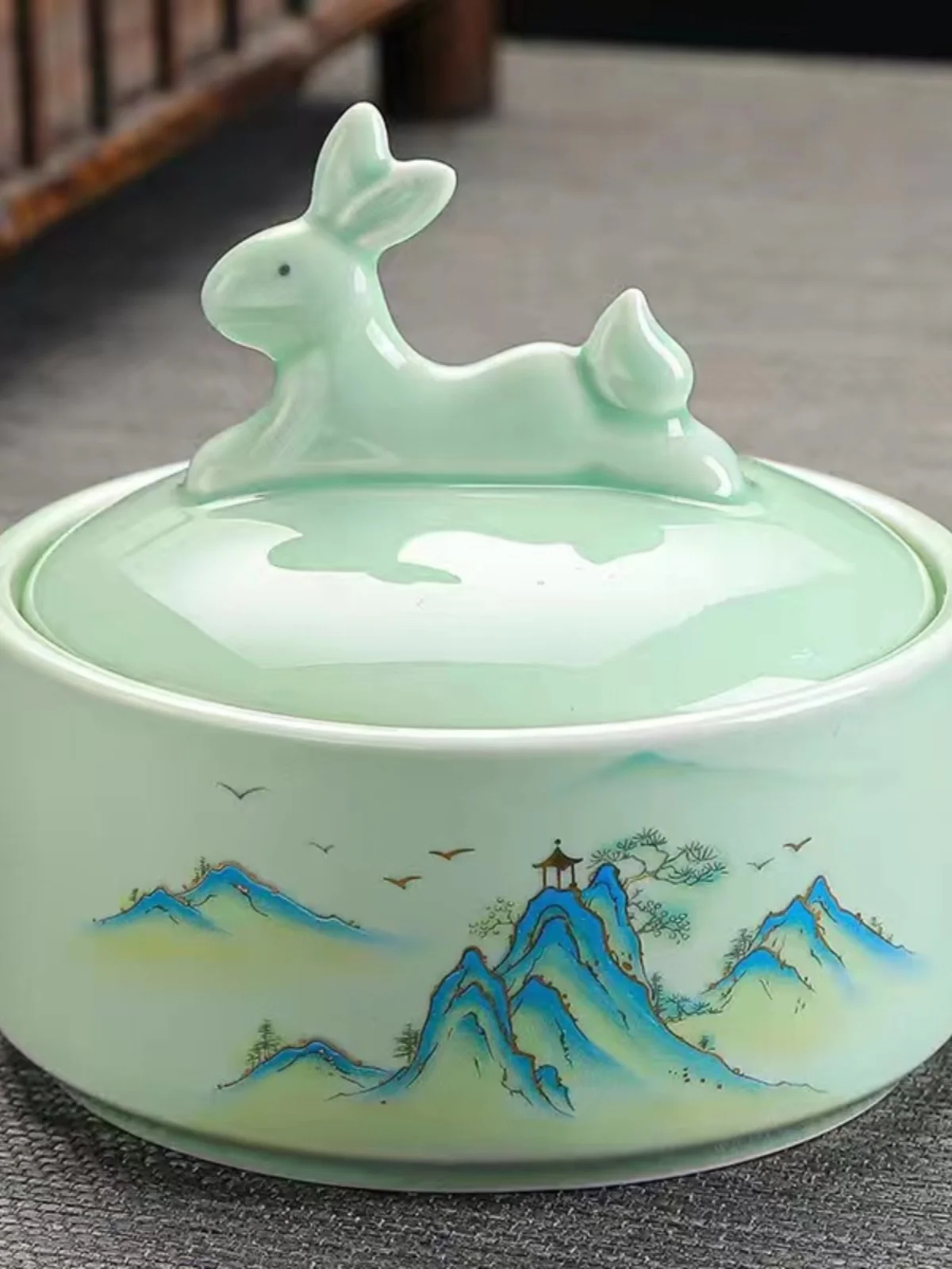 

2024 Ceramic Sky Blue Hot Pot Inkstone with Lid Moisturizing Ink Pool, Brush, Ink Disc, Ink Sea Multi functional Double Circle