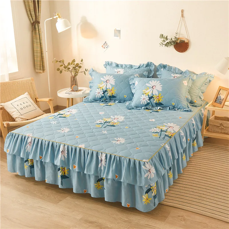 

3PCS Thick Quilted Bed Skirt Korean Princess Style Bedspread Soft Skin-friendly Dust-proof Non-slip Mattress Protective Cover