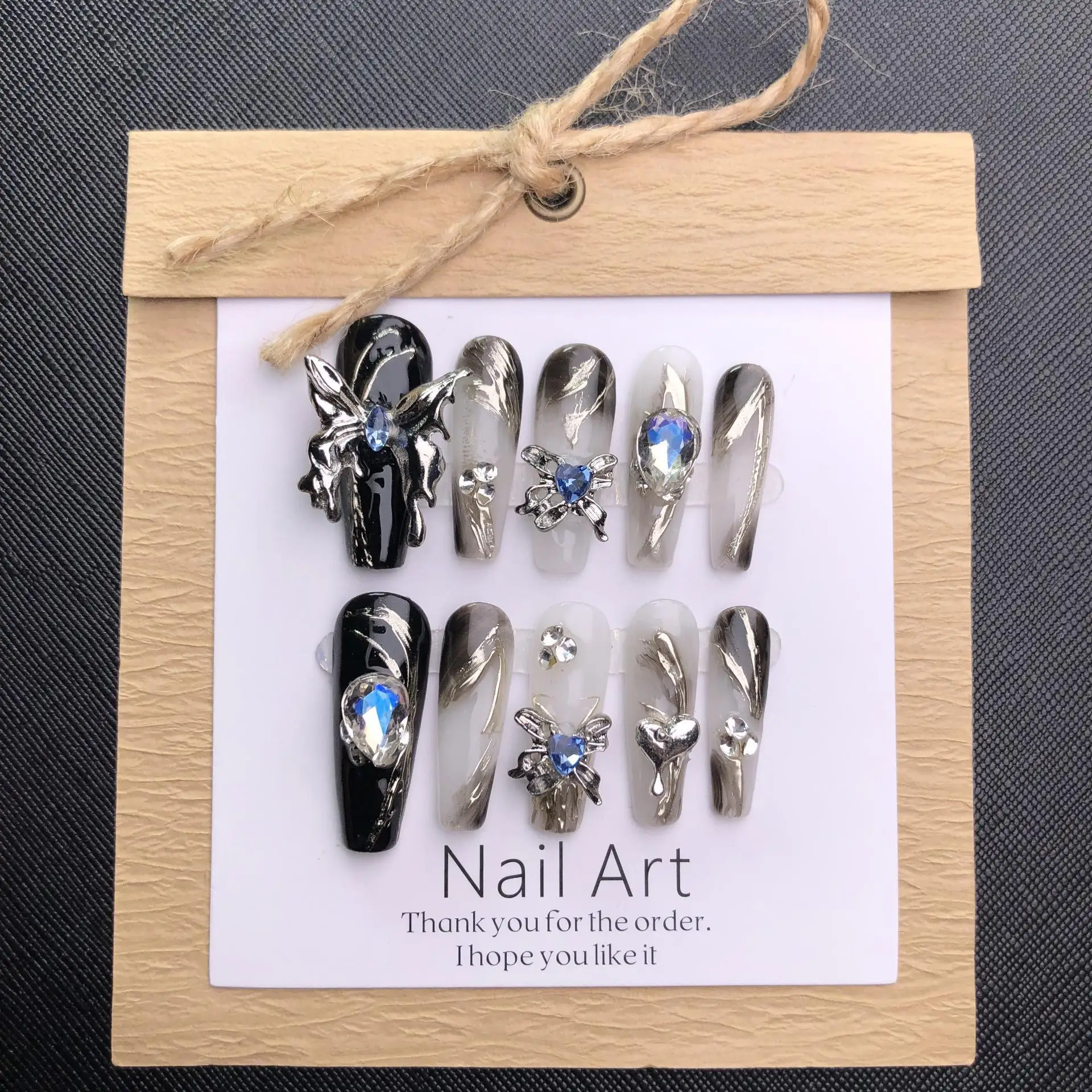 Dark Gothic Butterfly Fake Nails Handmade Medium Coffin Nail With Charms Blue Diamond Designs Artificial Press On Nails Art 10p
Dark Gothic Butterfly Fake Nails Handmade Medium Coffin Nail With Charms Blue Diamond Designs Artificial Press On Nails Art 10p