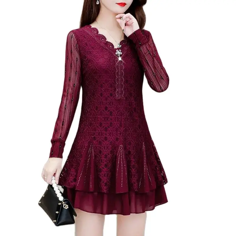 Fashion Spring Summer Autumn Lace Dress Women Dress 2023 New Mid-Length V Neck Long Sleeves Bottoming Shirt Female 5XL
Fashion Spring Summer Autumn Lace Dress Women Dress 2023 New Mid-Length V Neck Long Sleeves Bottoming Shirt Female 5XL