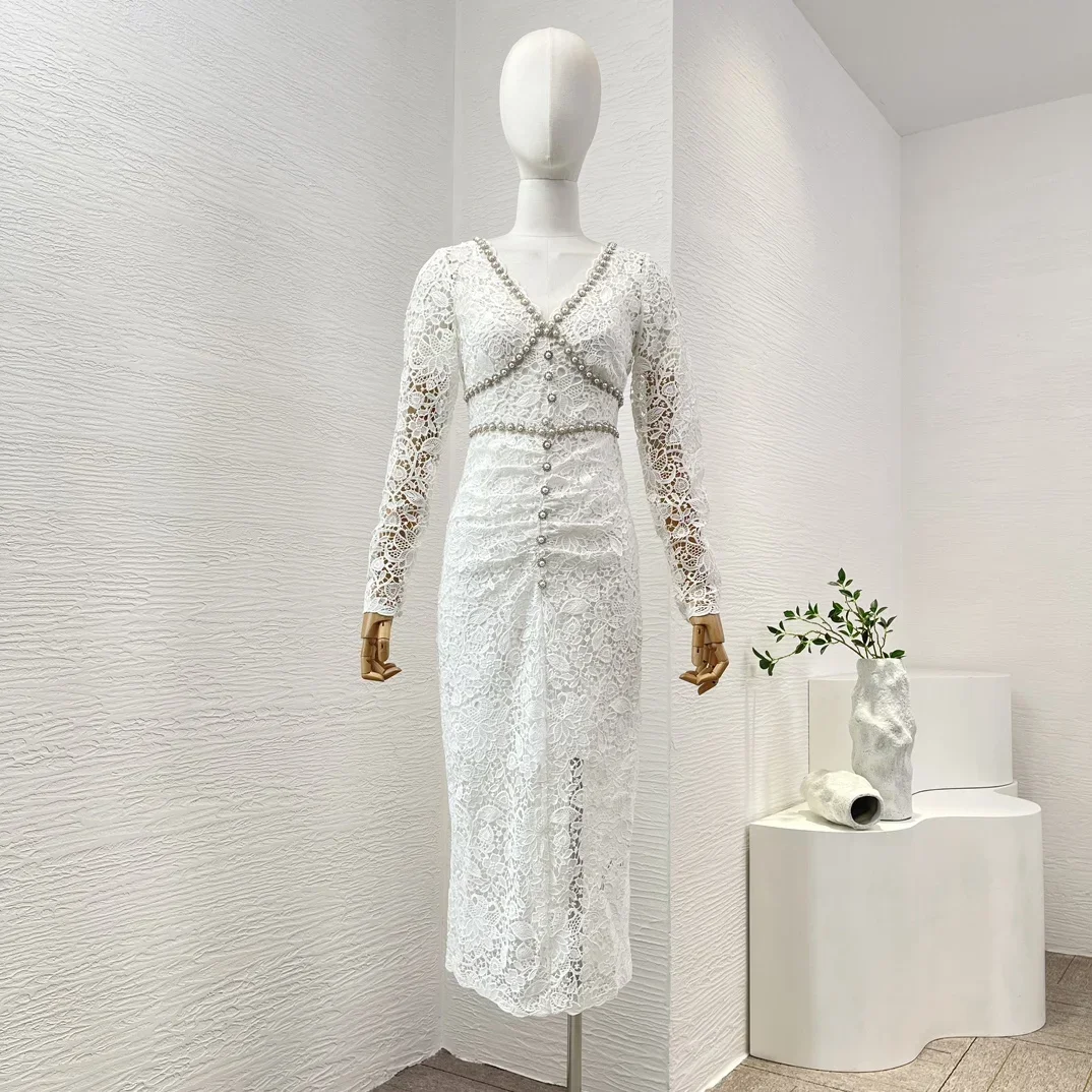 

Женское кружевное платье с длинным рукавом, белое винтажное изящное ажурное платье средней длины с цветочным узором на крючках и вышивкой из жемчуга, весна-лето 2024