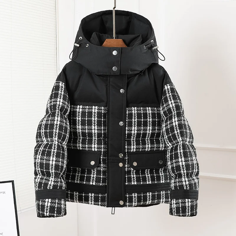 

2024 Winter New Women Fashion Short Hooded Overcoats Female White Duck Down Puffer Jackets Ladies Casual Plaid Outwear Q905