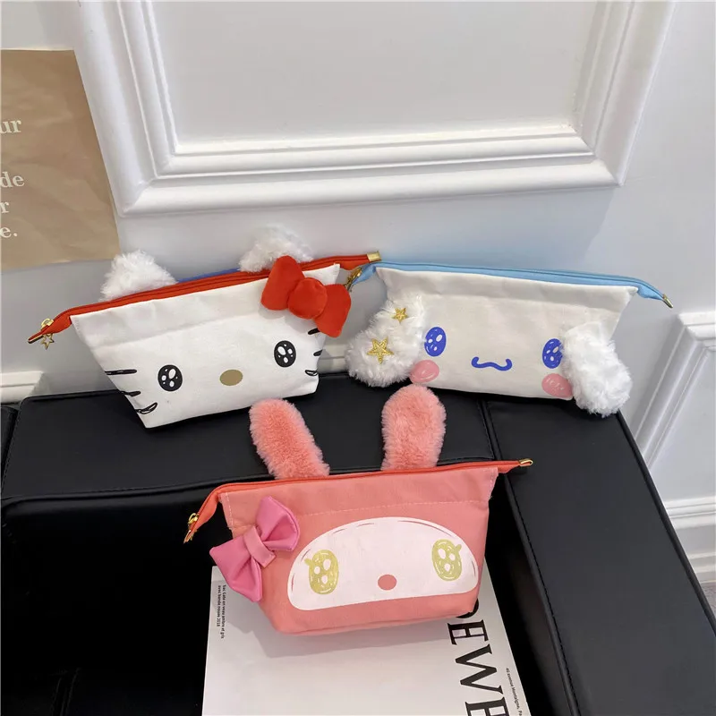 Kuromi New Cartoon Cute Mobile Phone Bag Canvas Bag Women 2023 New Travel Storage Bag Cosmetic Bag Clutch Bag
Kuromi New Cartoon Cute Mobile Phone Bag Canvas Bag Women 2023 New Travel Storage Bag Cosmetic Bag Clutch Bag