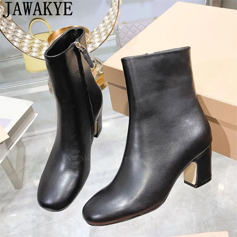 Black Genuine Leather Chunky Heel Ankle Boots Women Luxury Rear Zipper Mid Heel Short Boots Woman Autumn Slim Chelsea Boots
Black Genuine Leather Chunky Heel Ankle Boots Women Luxury Rear Zipper Mid Heel Short Boots Woman Autumn Slim Chelsea Boots
