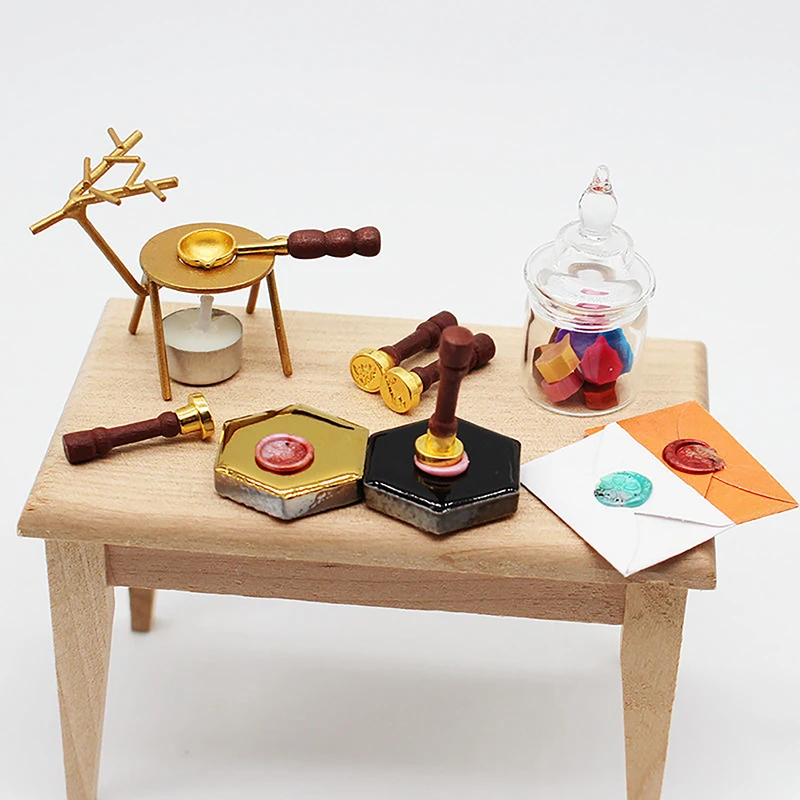 Dollhouse Mini Simulated Seal Fire Paint Combination Doll House Miniature Scene Christmas Decoration Set Accessories
Dollhouse Mini Simulated Seal Fire Paint Combination Doll House Miniature Scene Christmas Decoration Set Accessories