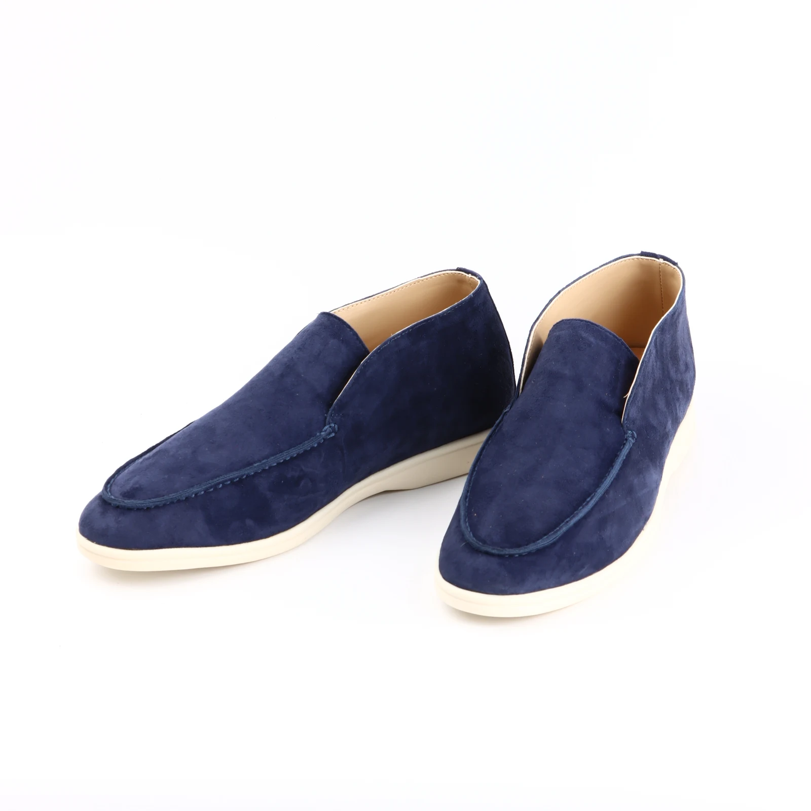 High Top Women's Loafer Boots 2023 Winter Suede Leather Men Flat Loafers Comfortable Casual Short Boots Fashion Design Moccasins
High Top Women's Loafer Boots 2023 Winter Suede Leather Men Flat Loafers Comfortable Casual Short Boots Fashion Design Moccasins