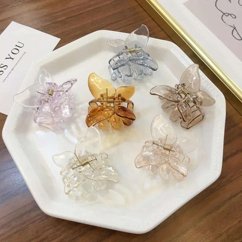 Butterfly Shaped Small Hair Claw Stereoscopic Hair Clips Solid Color Transparent Hairpins Fashion Girls Hair Barrette Headdress
Butterfly Shaped Small Hair Claw Stereoscopic Hair Clips Solid Color Transparent Hairpins Fashion Girls Hair Barrette Headdress