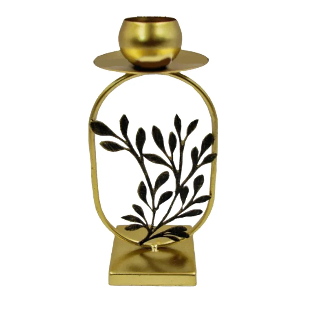 European Style Metal Candle Holder Set Perfect For Decorating Your Home Durable Iron Material Gold Color (1 Candle Holder)
European Style Metal Candle Holder Set Perfect For Decorating Your Home Durable Iron Material Gold Color (1 Candle Holder)
