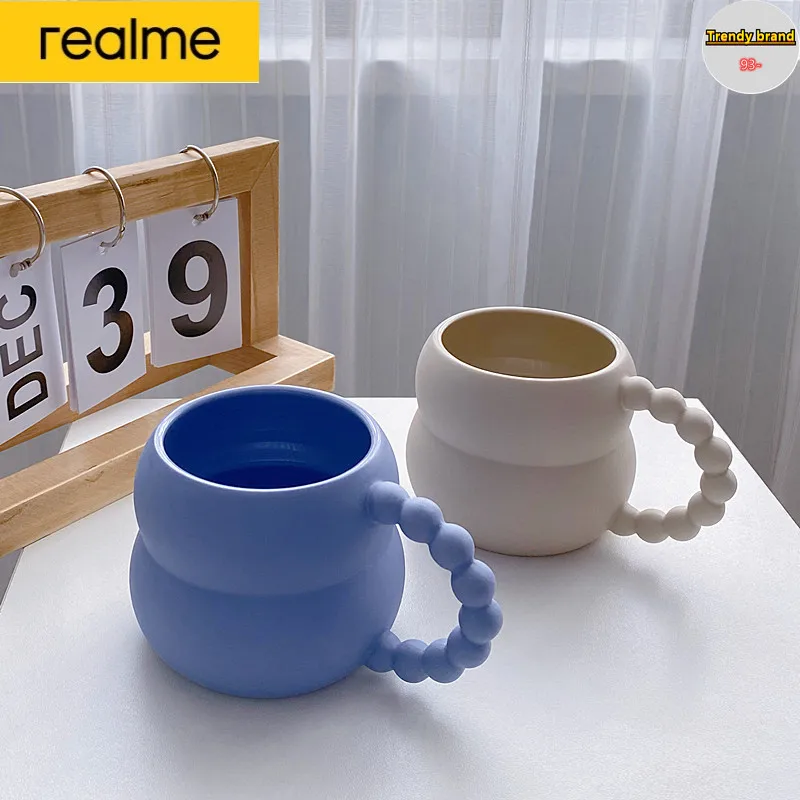 Многоразовая Синяя Керамическая кофейная кружка Realme в скандинавском стиле, кружка для кухни, завтрака, питья, молока, чая, креативные подарки для пар, свадебные кружки
Многоразовая Синяя Керамическая кофейная кружка Realme в скандинавском стиле, кружка для кухни, завтрака, питья, молока, чая, креативные подарки для пар, свадебные кружки