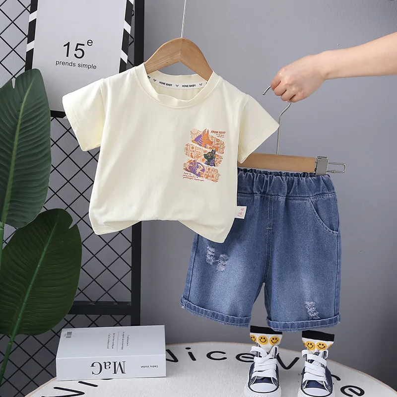 2024 Western Baby Boy Summer Clothes Suit for Kids Boys Fashion Printed O-neck Pullover Short Sleeve T-shirts and Shorts Outfits
2024 Western Baby Boy Summer Clothes Suit for Kids Boys Fashion Printed O-neck Pullover Short Sleeve T-shirts and Shorts Outfits