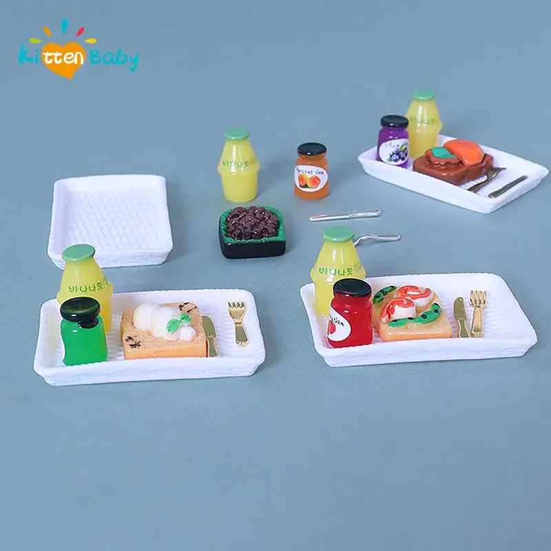 1 Набор 1:12 миниатюры для кукольного домика тостов, хлеба, джема, сока с тарелкой и ножом, вилка, кухня, завтрак, модель еды, имитация декора
1 Набор 1:12 миниатюры для кукольного домика тостов, хлеба, джема, сока с тарелкой и ножом, вилка, кухня, завтрак, модель еды, имитация декора