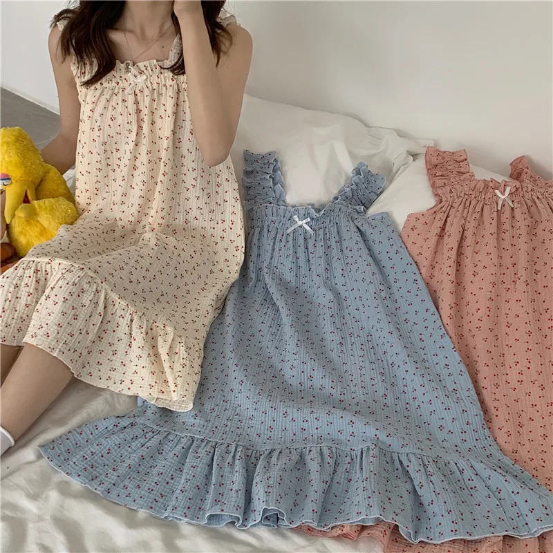 Cherry Floral Suspender Nightdress Women's Pleated Cherry Nightdress Sweet Cute Girl Cotton Yarn Pajamas Summer Home Clothing
Cherry Floral Suspender Nightdress Women's Pleated Cherry Nightdress Sweet Cute Girl Cotton Yarn Pajamas Summer Home Clothing