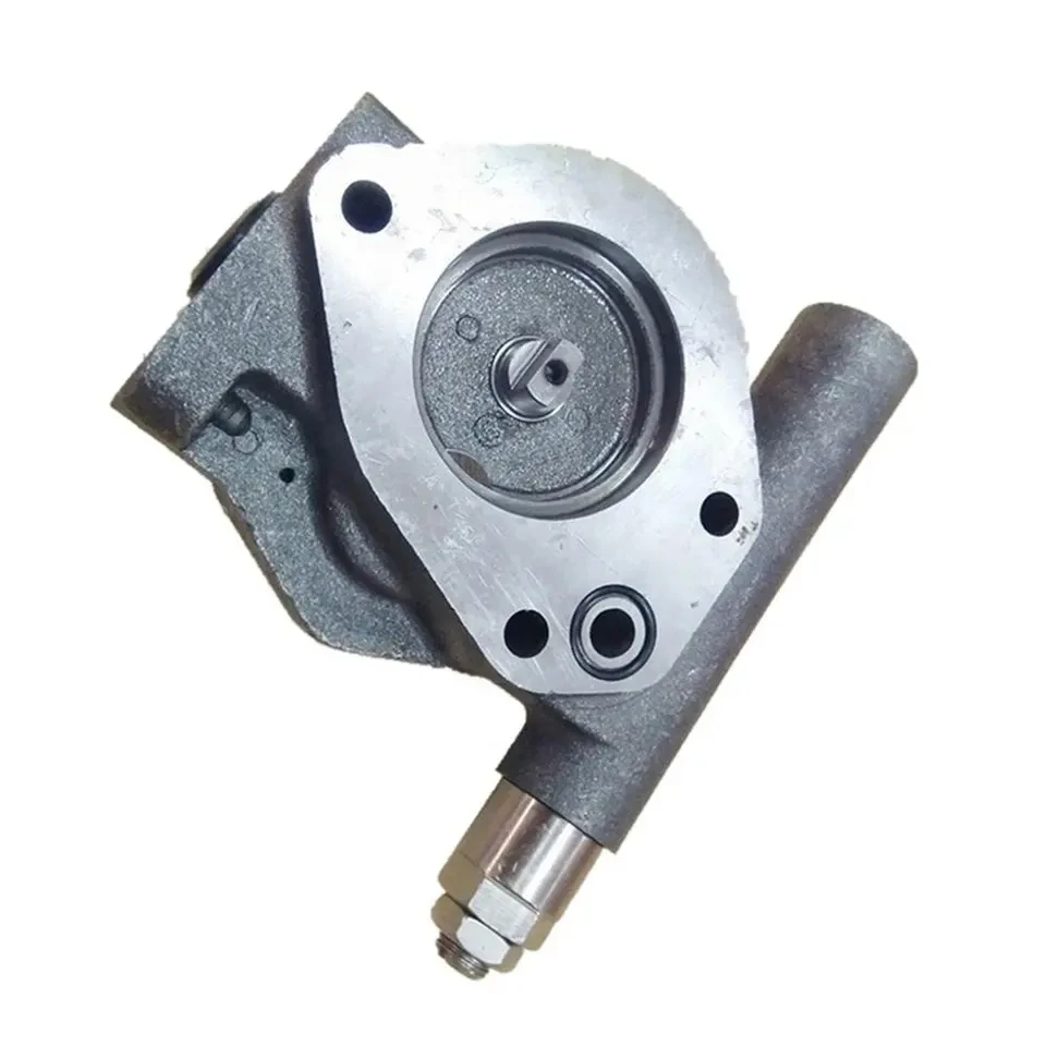 

704-24-24420 704-24-26430 Hydraulic Gear Pilot Pump HPV95 HPV132 for Komatsu PC120-6 PC200-6 PC300-6 PC350-6 PC400-6 Excavator