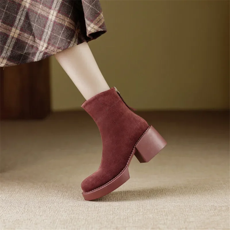 New Winter Ankle Boots Round Toe Boots Cow Suede Women Shoes Chunky Heels Shoes for Women Thermal Wool Boots Platform Shoes
New Winter Ankle Boots Round Toe Boots Cow Suede Women Shoes Chunky Heels Shoes for Women Thermal Wool Boots Platform Shoes