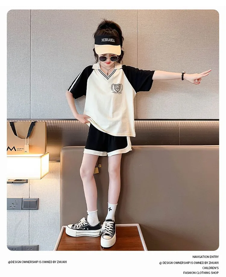 مجموعة من تي شيرت وشورت للفتيات ، مجموعة من الملابس برقبة على شكل v وشورت ، للفتيات المراهقات ، قطعتان مجموعة من تي شيرت وشورت للفتيات ، مجموعة من الملابس برقبة على شكل v وشورت ، للفتيات المراهقات ، قطعتان