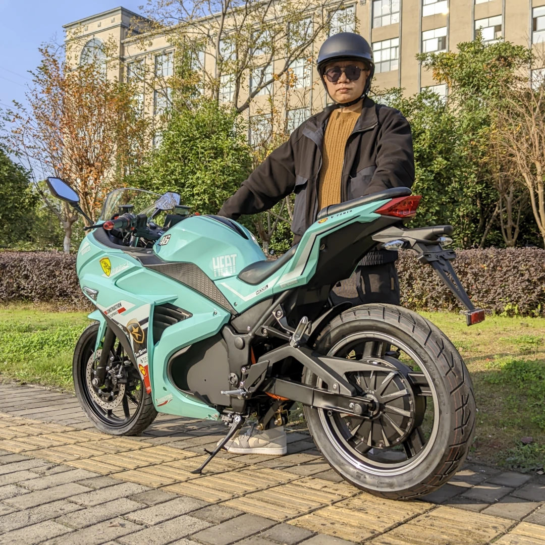 GaeaCycle 2023 Новый EEC COC электрический скутер мотоцикл 4000 Вт двигатель 45 км/ч уличный легальный для взрослых
GaeaCycle 2023 Новый EEC COC электрический скутер мотоцикл 4000 Вт двигатель 45 км/ч уличный легальный для взрослых