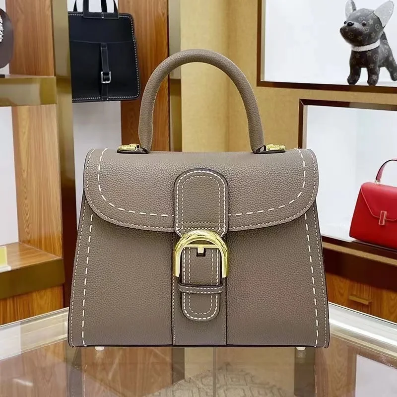 Baobao Women's 2023 New Fashion One Shoulder Crossbody Bag Saddle Bag Horseshoe Button Women's Bag Kelly Bag Women's Vintage Han
Baobao Women's 2023 New Fashion One Shoulder Crossbody Bag Saddle Bag Horseshoe Button Women's Bag Kelly Bag Women's Vintage Han