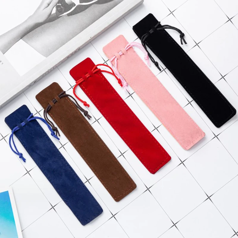 Crystal Pen Plush Cloth Pen Bag Multi color Double sided Thickened Plush Cloth Bundle Pen Bag Gift Pen
Crystal Pen Plush Cloth Pen Bag Multi color Double sided Thickened Plush Cloth Bundle Pen Bag Gift Pen