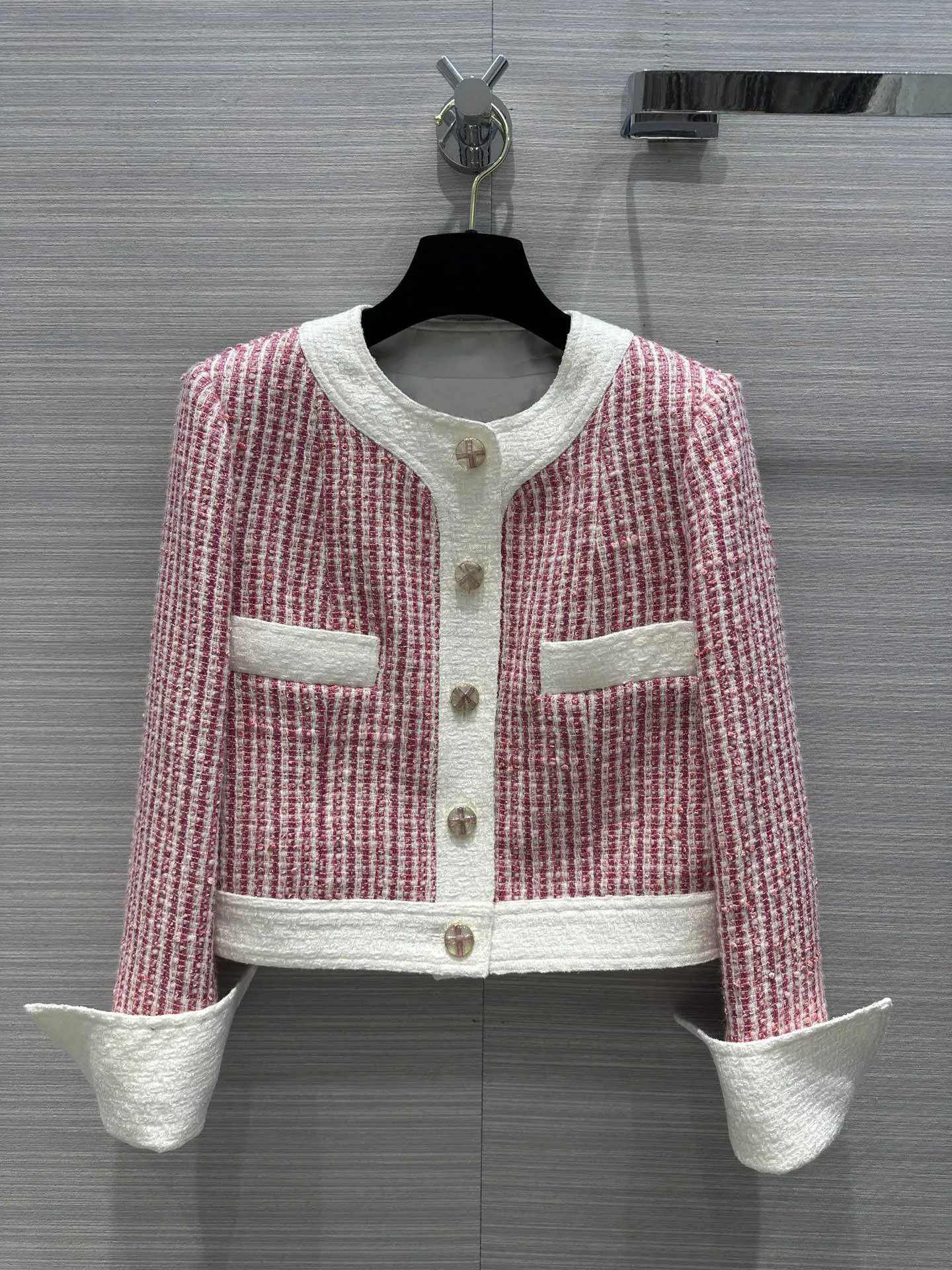 Coat Short Design Fashionable Elegant Slim Slimming Casual All-Matching2023 autumn women's new hot
Coat Short Design Fashionable Elegant Slim Slimming Casual All-Matching2023 autumn women's new hot