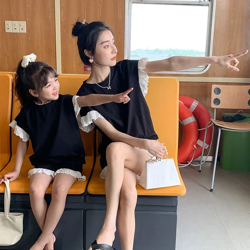 Girls Sets Two Pieces of Mother and Daughter Lace Boutique Outfits Summer Women 2024 2 Pieces Short Set Mom and Me Equal Clothes
Girls Sets Two Pieces of Mother and Daughter Lace Boutique Outfits Summer Women 2024 2 Pieces Short Set Mom and Me Equal Clothes