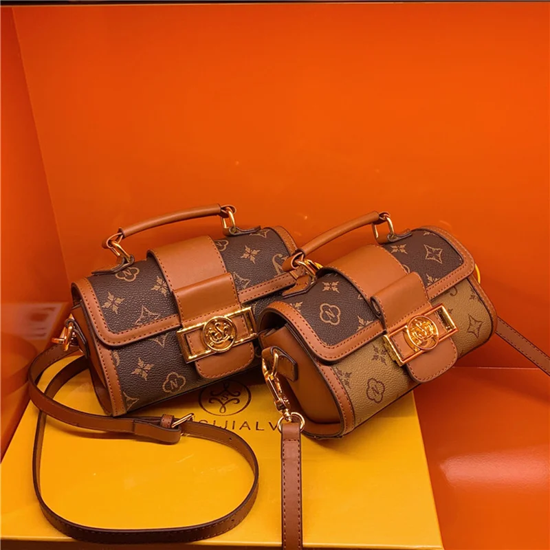 Luxury Designer Bag Tote Women Handbags Letter Shoulder Bags 2023 Brands Soft Shopper Purses Crossbody Bags for Women Clutch
Luxury Designer Bag Tote Women Handbags Letter Shoulder Bags 2023 Brands Soft Shopper Purses Crossbody Bags for Women Clutch