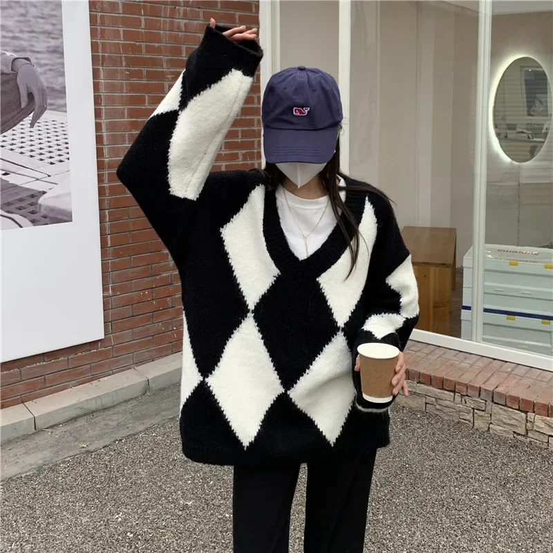 

Lingge Sweater Women's Loose-fitting Outer Wear Spring and Autumn 2024 New Design Sense Niche Sweet Long-sleeved Knitted Top