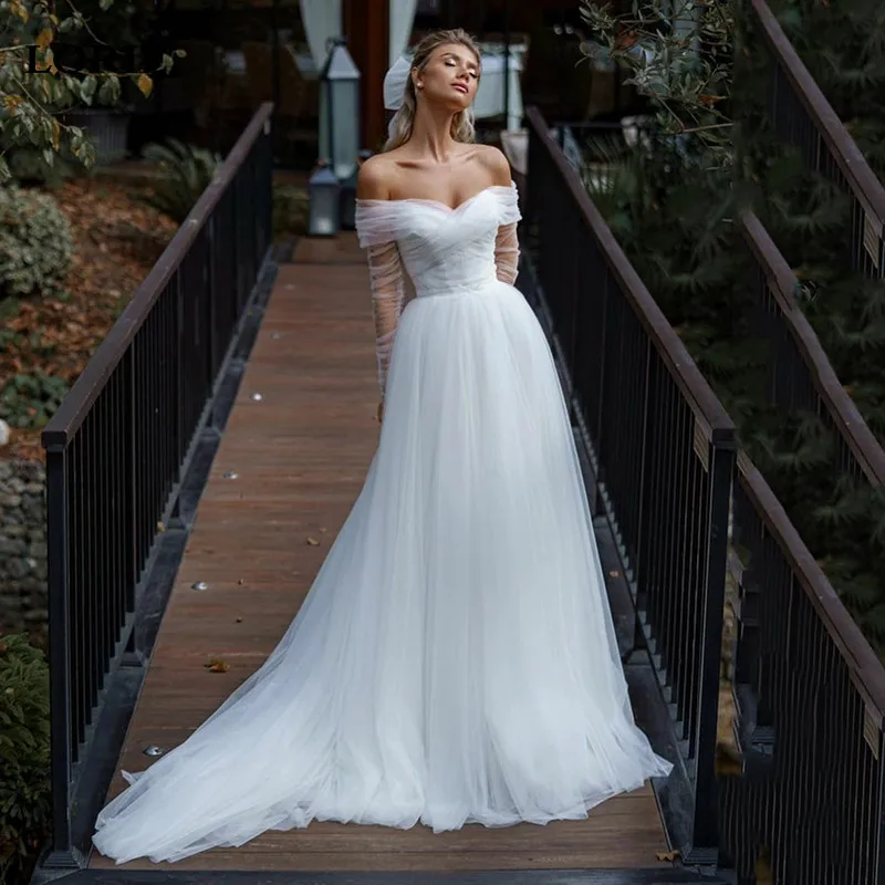 Layers Tulle Wedding Dresses A Line with Long Sleeve Bride Dress Off the Shoulder Boho Wedding Gowns Plus Size 2023
Layers Tulle Wedding Dresses A Line with Long Sleeve Bride Dress Off the Shoulder Boho Wedding Gowns Plus Size 2023
